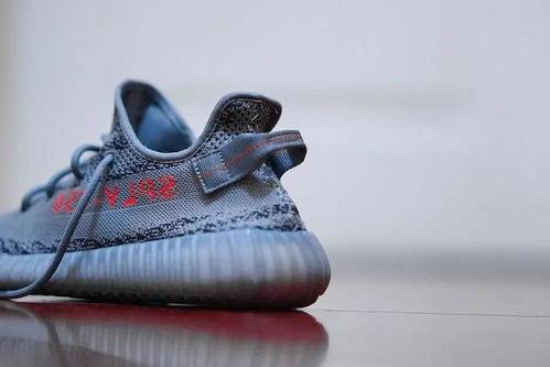 yeezy最新爆料,潮流鞋王再掀狂潮,神秘新品即将亮相 第3张 yeezy最新爆料,潮流鞋王再掀狂潮,神秘新品即将亮相 第3张