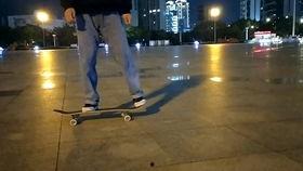 滑板选手爆料视频,幕后训练与比赛瞬间曝光  第3张